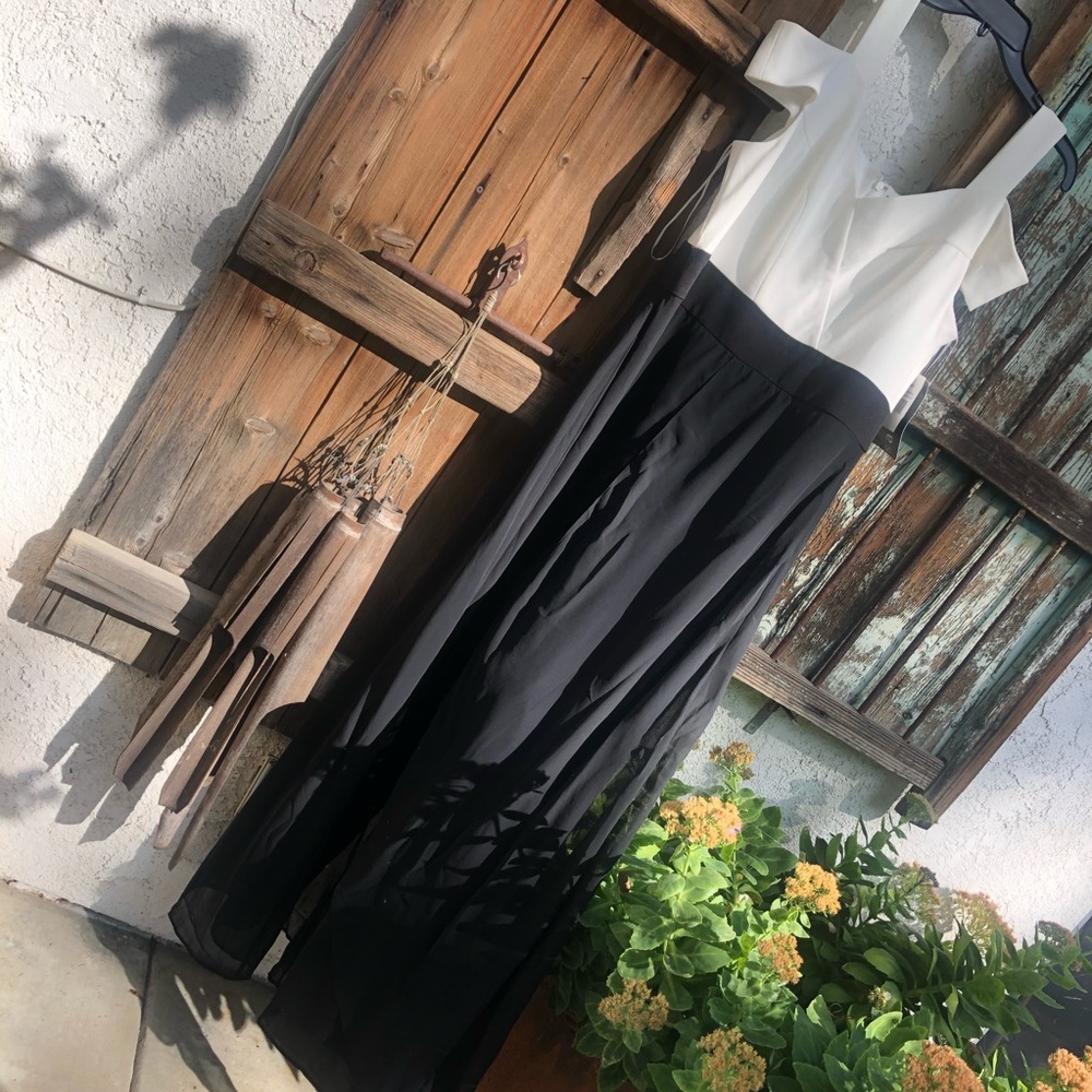 Long jumpsuit/dress black&white NEW size16